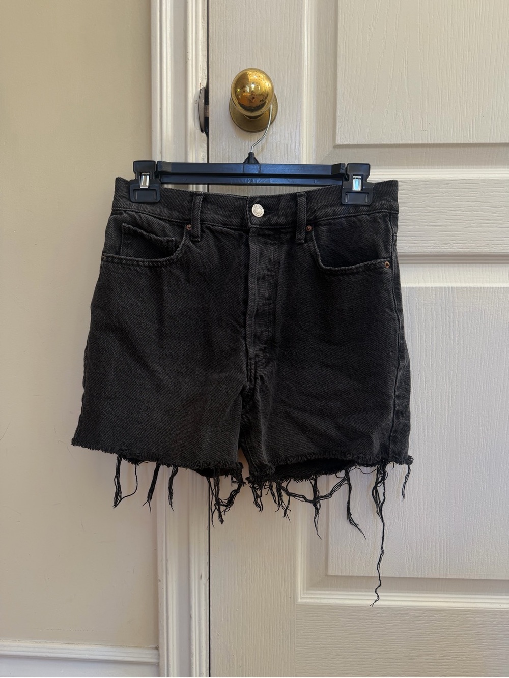 PacSun Black Frayed Hem Women's 90s Girlfriend Denim Shorts